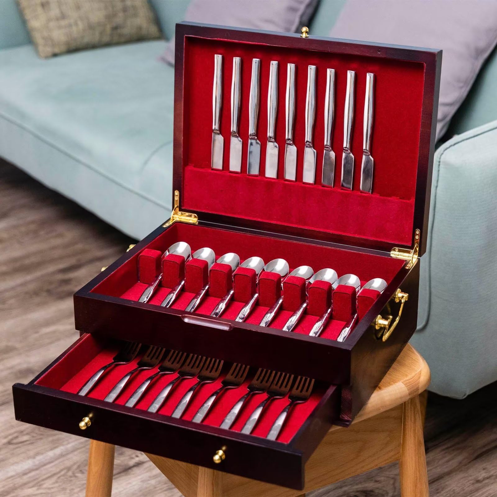 GENRICE elegant storage chest makes a ready-made gift.