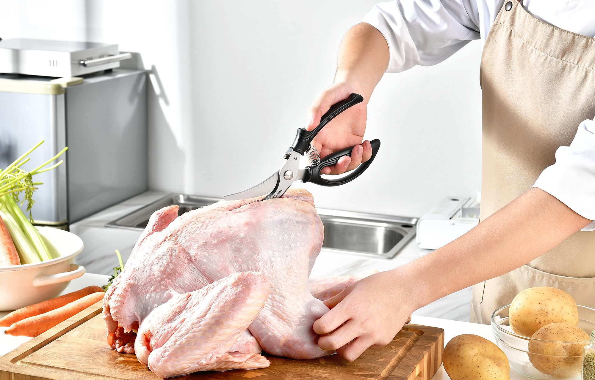 Gerior heavy-duty poultry shears spring-loaded handle reduces hand fatigue during prep