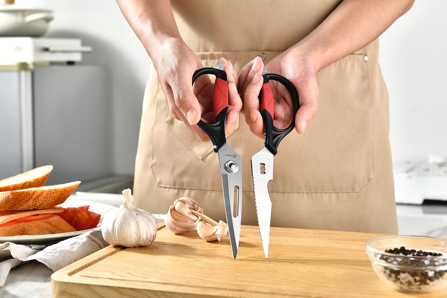 Gerior soft-grip handles reduce strain during extended chopping sessions.