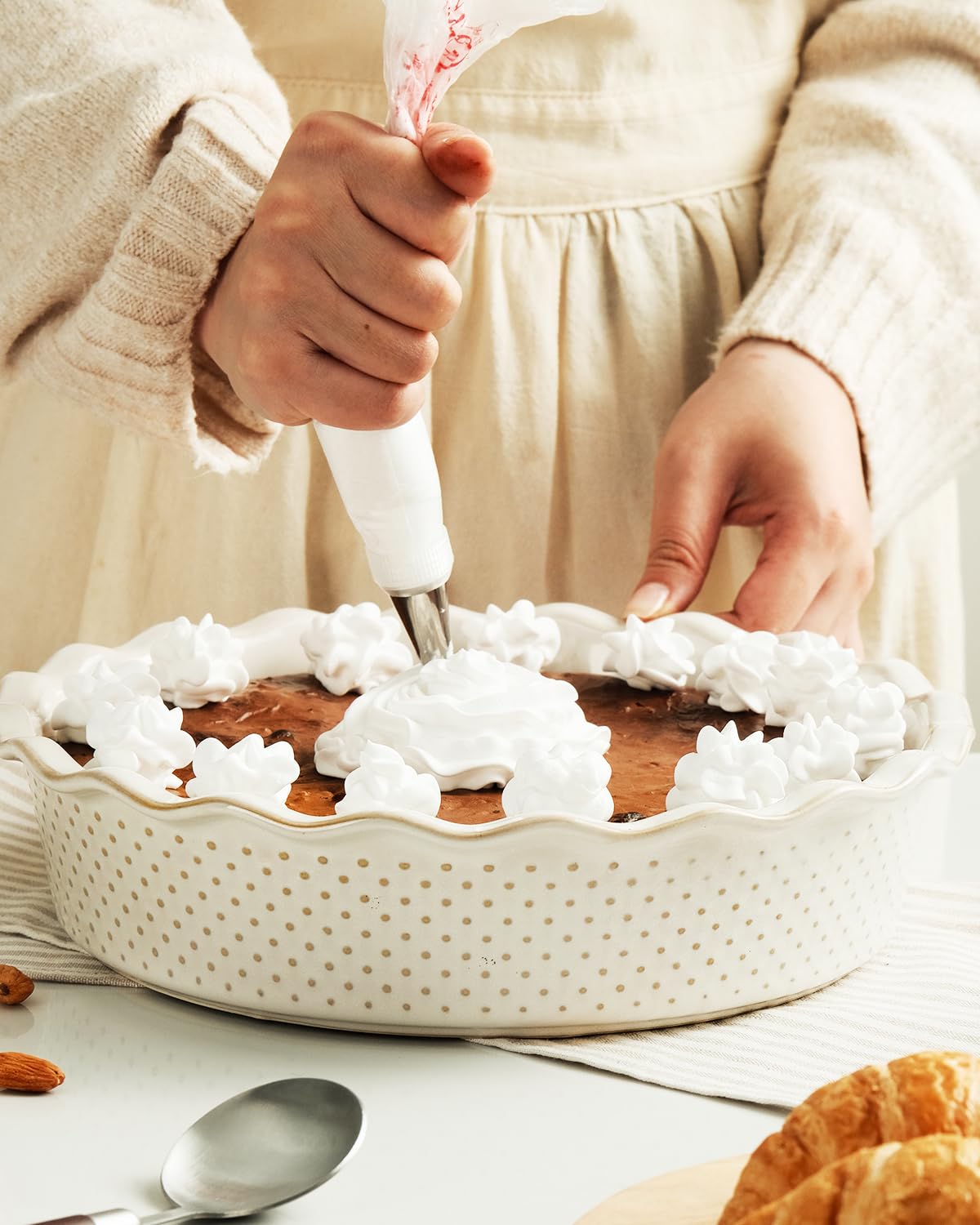 Getstar pie pan enables direct serving with timeless style and easy cleanup.