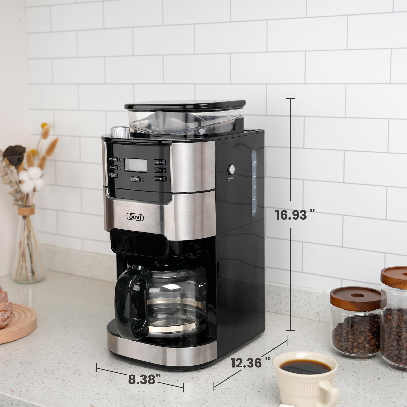 Pre-brew technology hydrates grounds for balanced flavor before extraction.