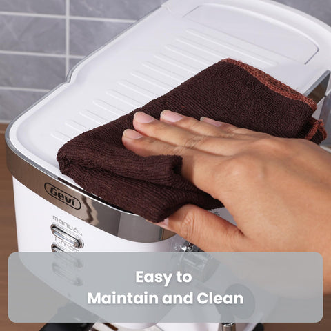 Detachable drip tray for effortless post-brew cleaning.