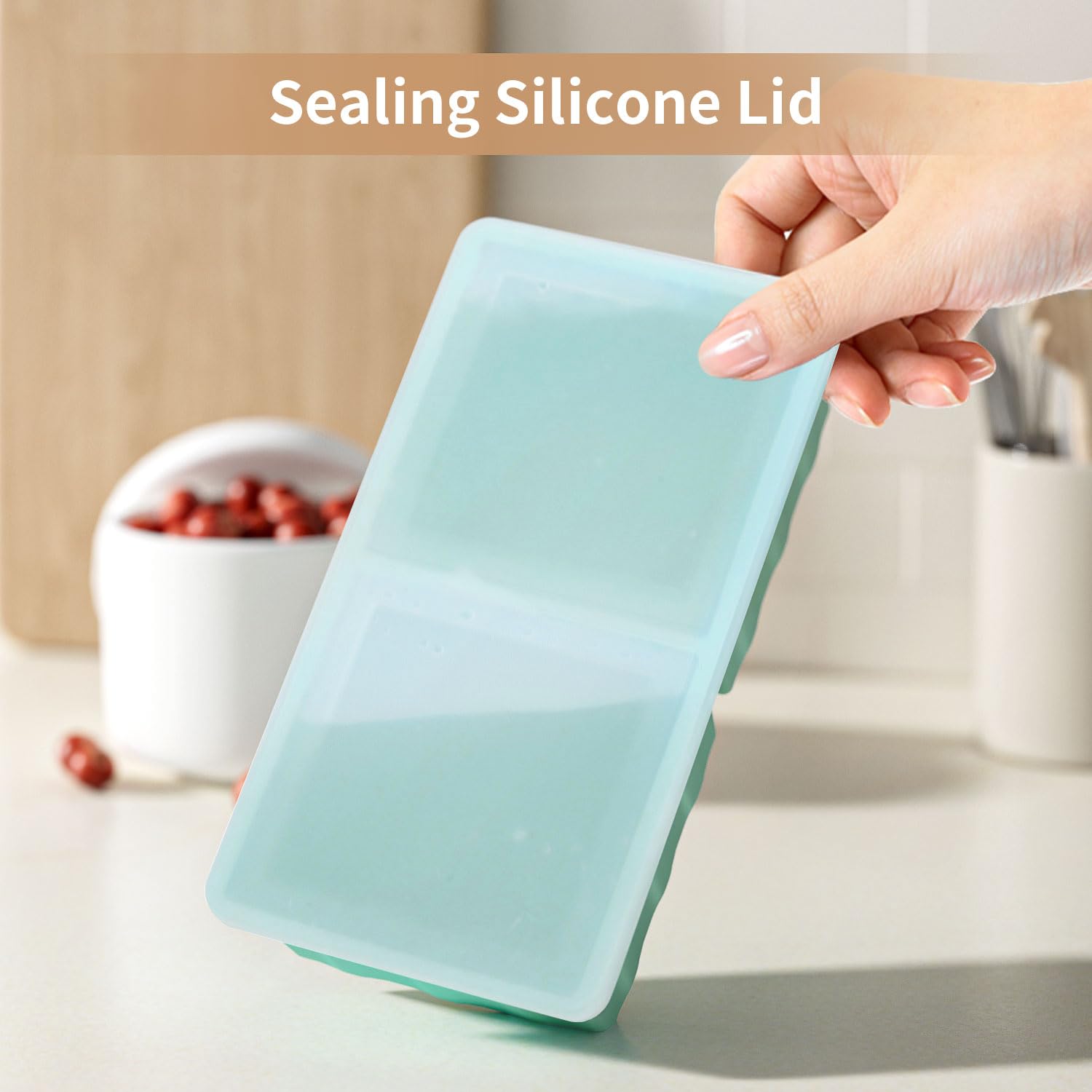 GGOW stackable design saves freezer space and organizes meals.