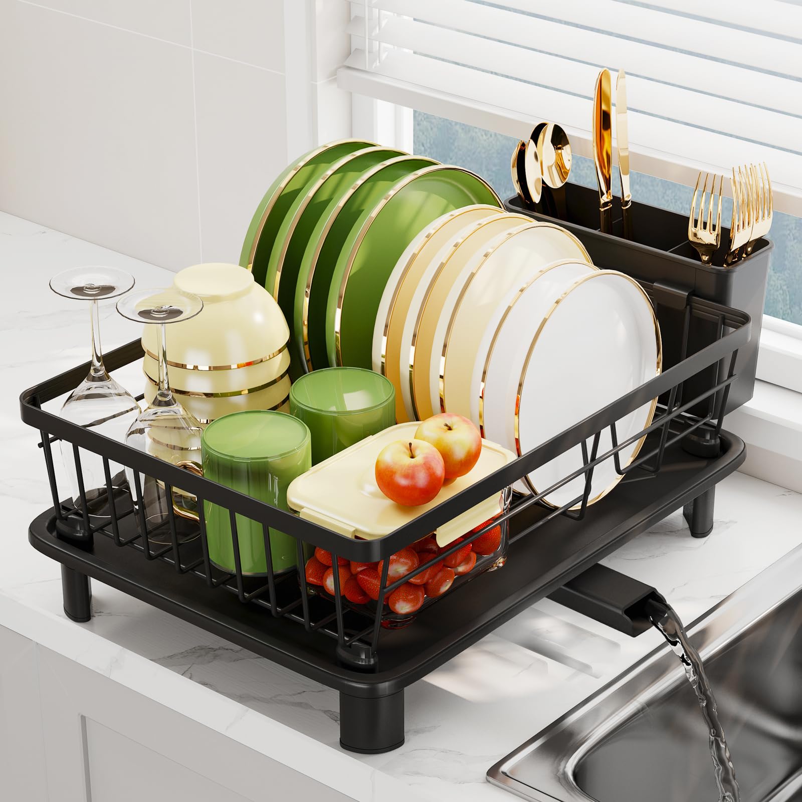 GHERISN space-saving design keeps counters tidy while drying