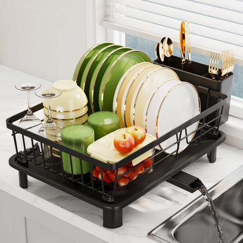 GHERISN space-saving design keeps counters tidy while drying