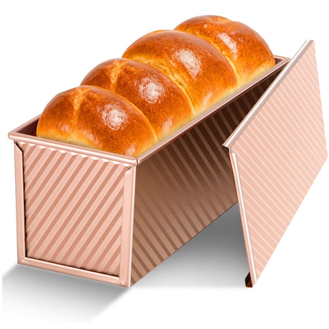 Gicyiit Pullman loaf pan with lid, lid-on top view showing uniform square slices.