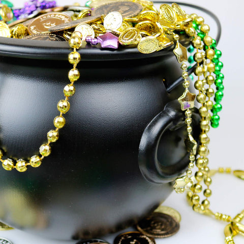 GiftExpress witch kettle for party supplies and decorations.