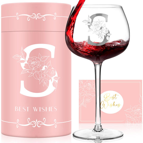 GiftPioneers monogram wine glass with A-Z customization for a lasting keepsake.