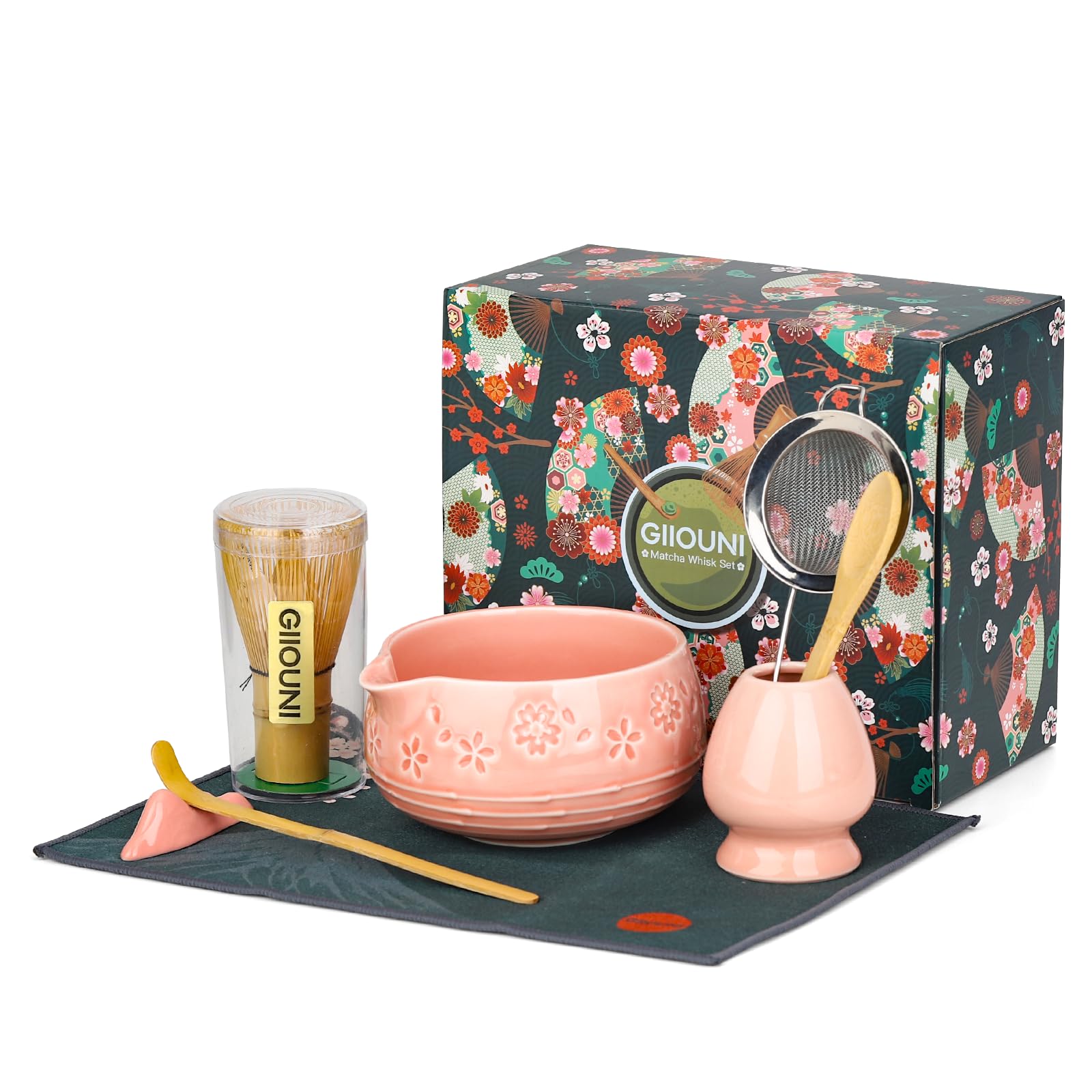 Giiouni pink matcha bowl with spout for precise pouring