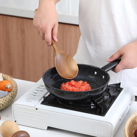 GinSent thick-handle spoon demonstrates durability for heavy stirring