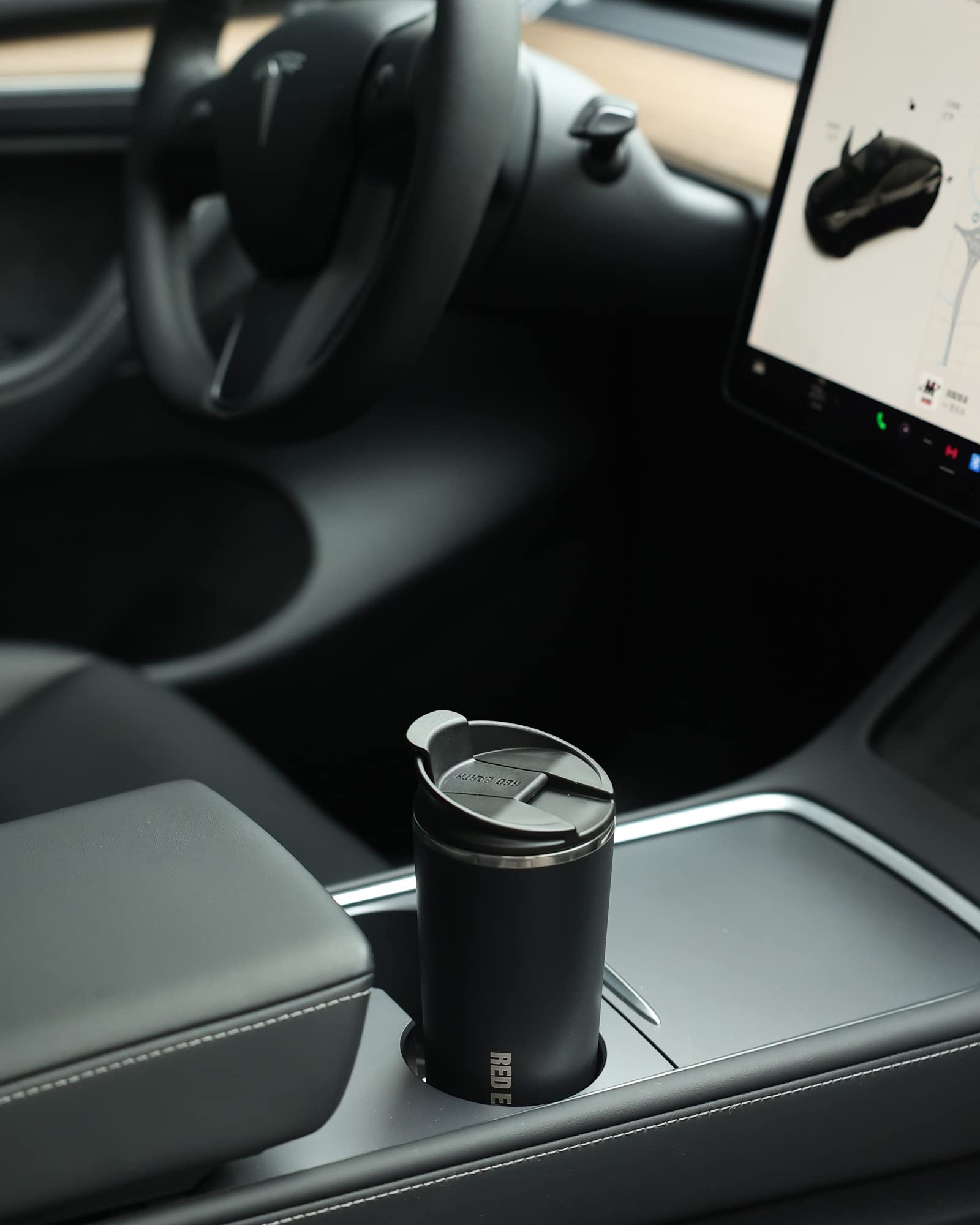 GiNT 17oz mug fits standard car cup holders.