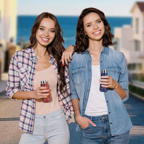 GIOGD blue gift-packaging box suggests a thoughtful, compact present option