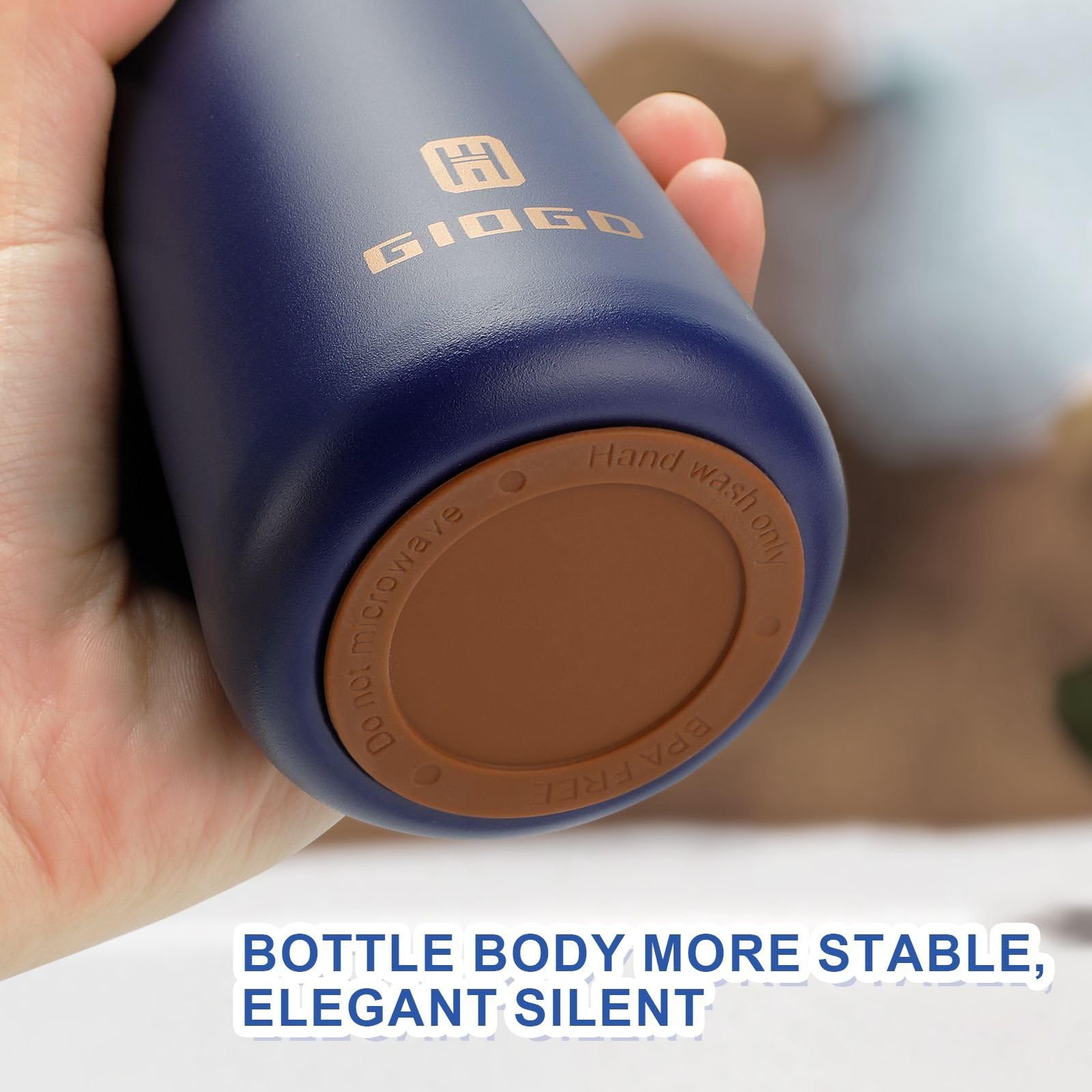 GIOGD mini bottle blue mouth close-up showcases leak-proof sipping feature