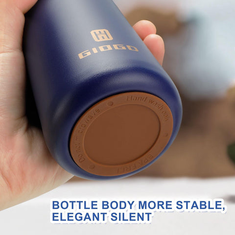 GIOGD mini bottle blue mouth close-up showcases leak-proof sipping feature
