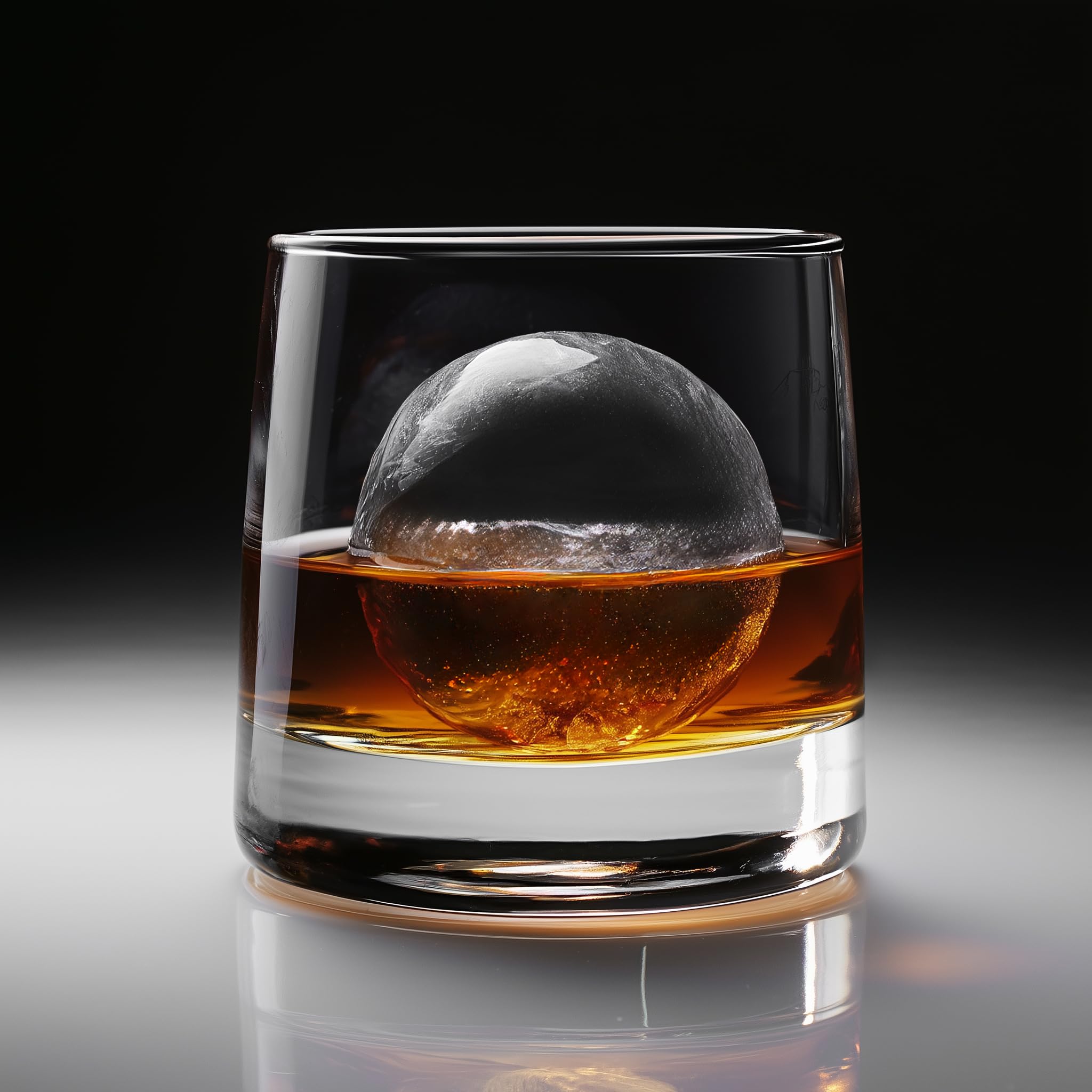 Glacio giftable clear ice set for beverage enthusiasts