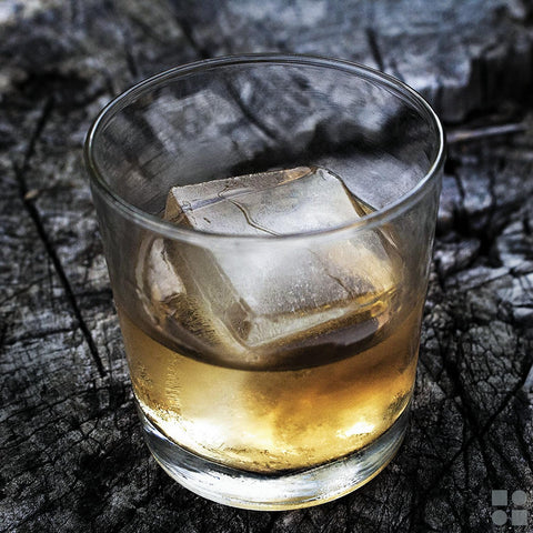 glacio Ice Cube Molds ideal for cocktails, popsicles, and iced coffee.