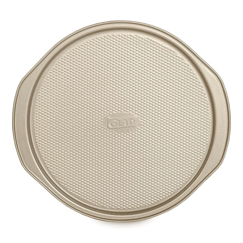 Glad Nonstick Large Pizza Pan viewed in the oven for easy release and crisp crust.