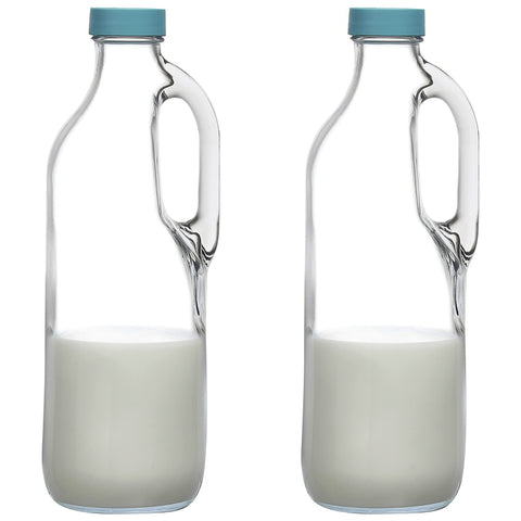 GLASS MONGER 47oz clear pitcher with handle and lid for easy pouring.