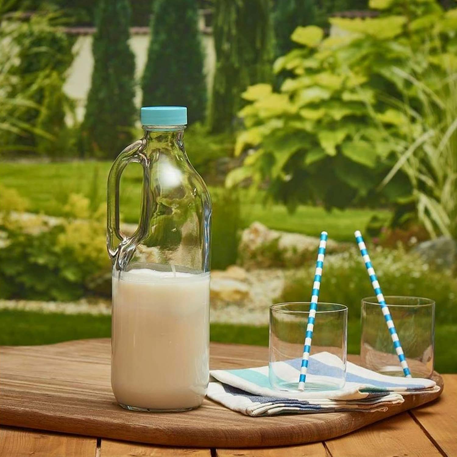 GLASS MONGER BPA-free reusable lids highlight safety and sustainability.