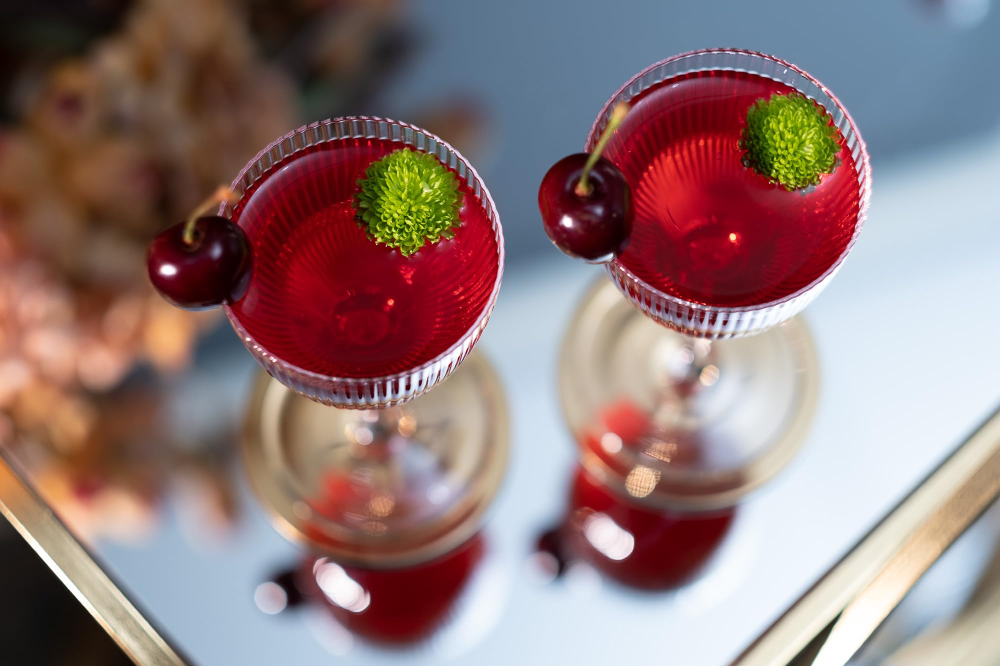 GLASSIQUE CADEAU Nick-Nora long-stem design for elegant sipping.