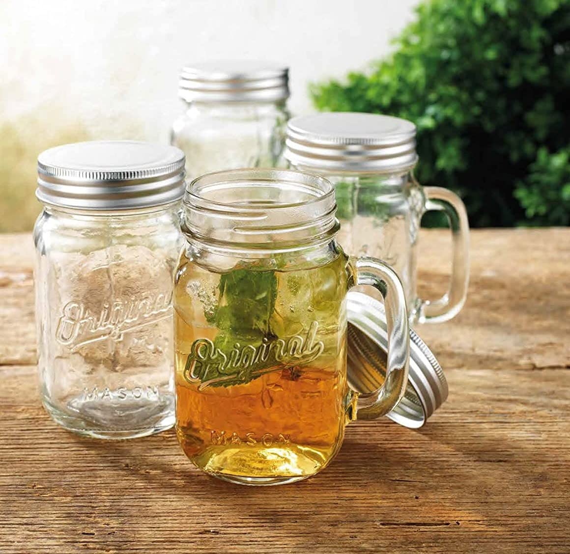 Glaver's 16oz glass mug with ergonomic handle, comfortable grip during gatherings