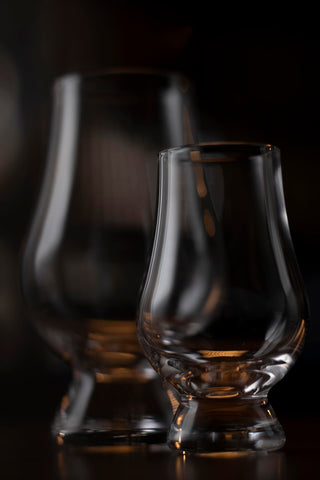 Glencairn Wee mini glass close-up showing crystal clarity and refined edges.