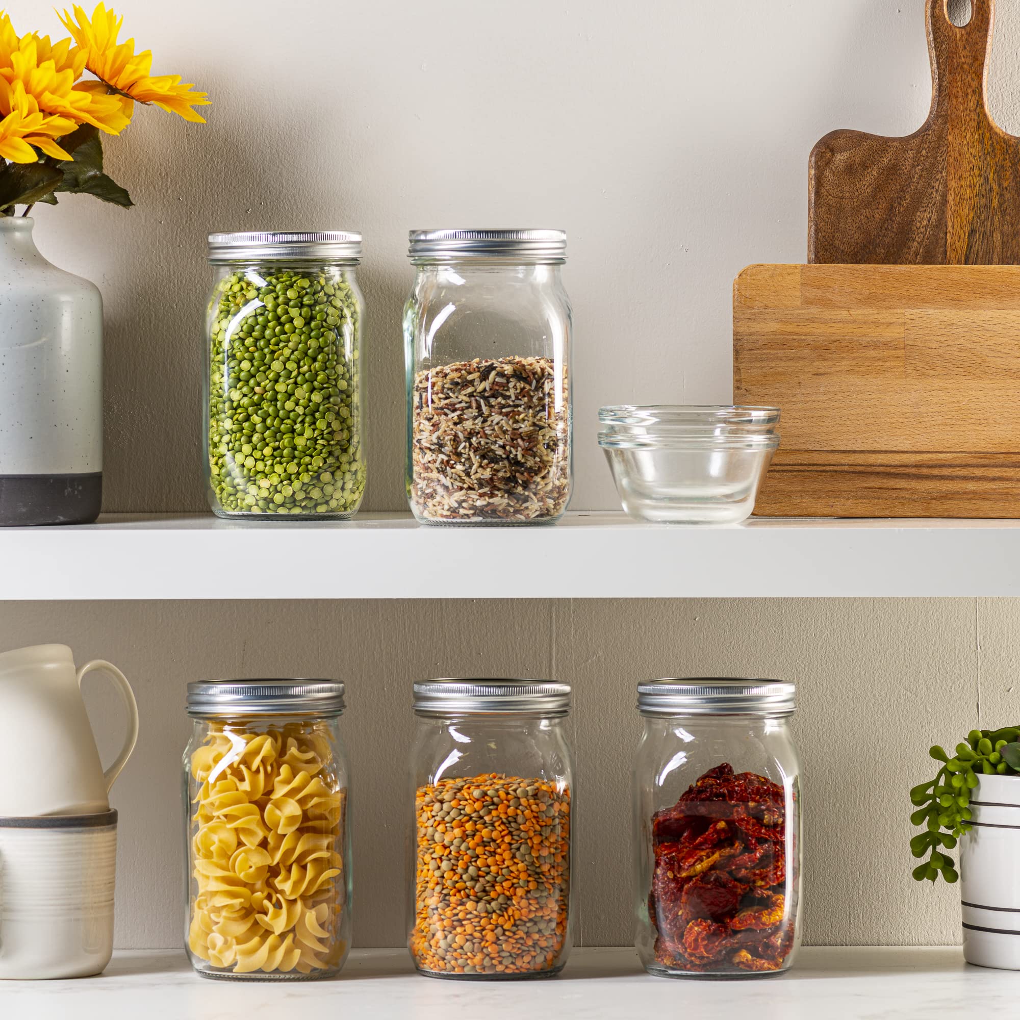 GLING thick glass emphasizes durability and clear contents for quick identification.