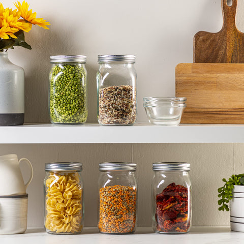 GLING thick glass emphasizes durability and clear contents for quick identification.