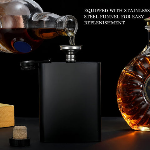 GliSun compact pocket flask fits easily in a pocket or bag.