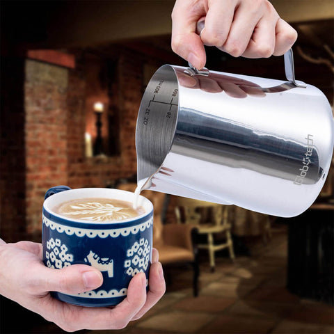 Globotech narrow-spout pitcher ensures controlled, clean pours.