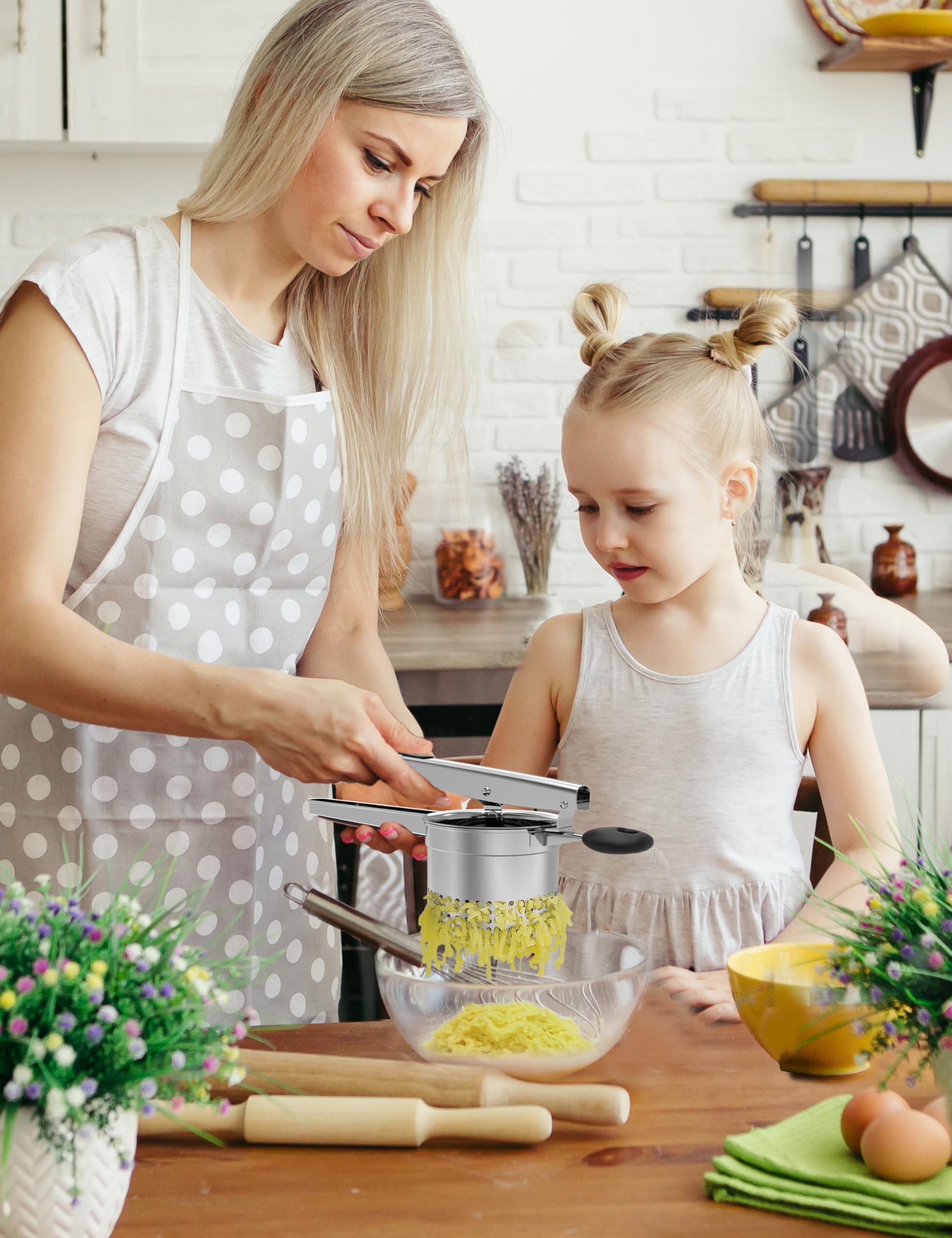 GloTika ricer design highlights easy cleanup after cooking