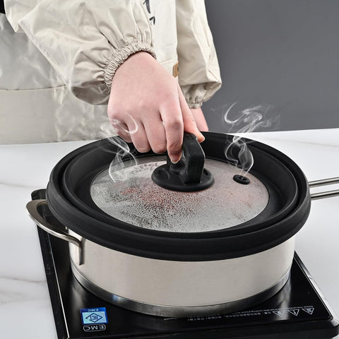 GLOU-GLOU GOOSE GGG dishwasher-safe design simplifies cleanup after meals.