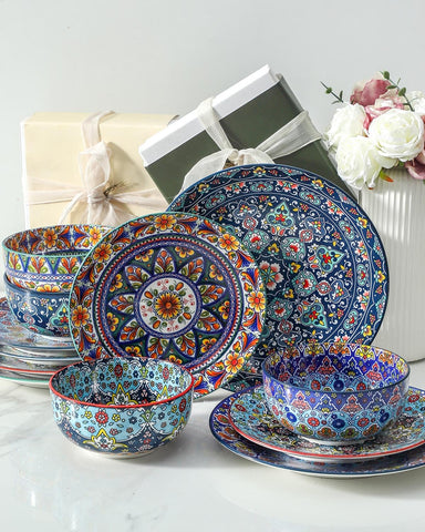 Glowworm plates are oven, microwave, and dishwasher safe.