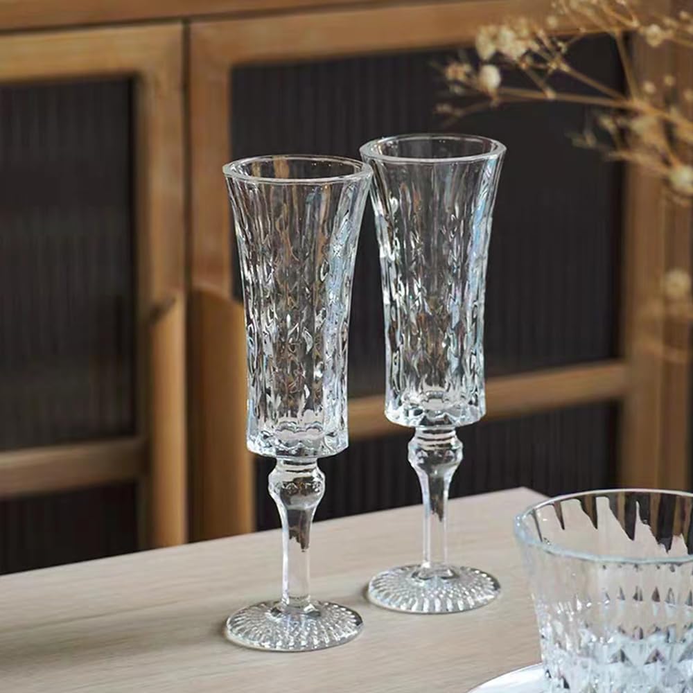 Glsairy gift packaging protects glasses for safe delivery and gifting.