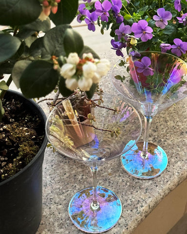 Gnimihz glass with polished edge for a smooth sip
