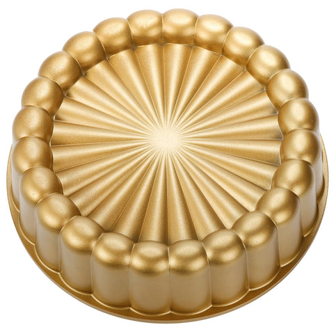 Goaste pan is dishwasher-safe and easy to clean after baking.