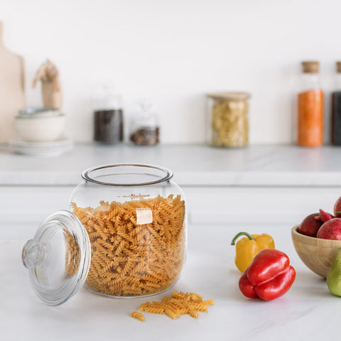 Goaste easy-fill jar ideal for spices, sugar, and herbs.
