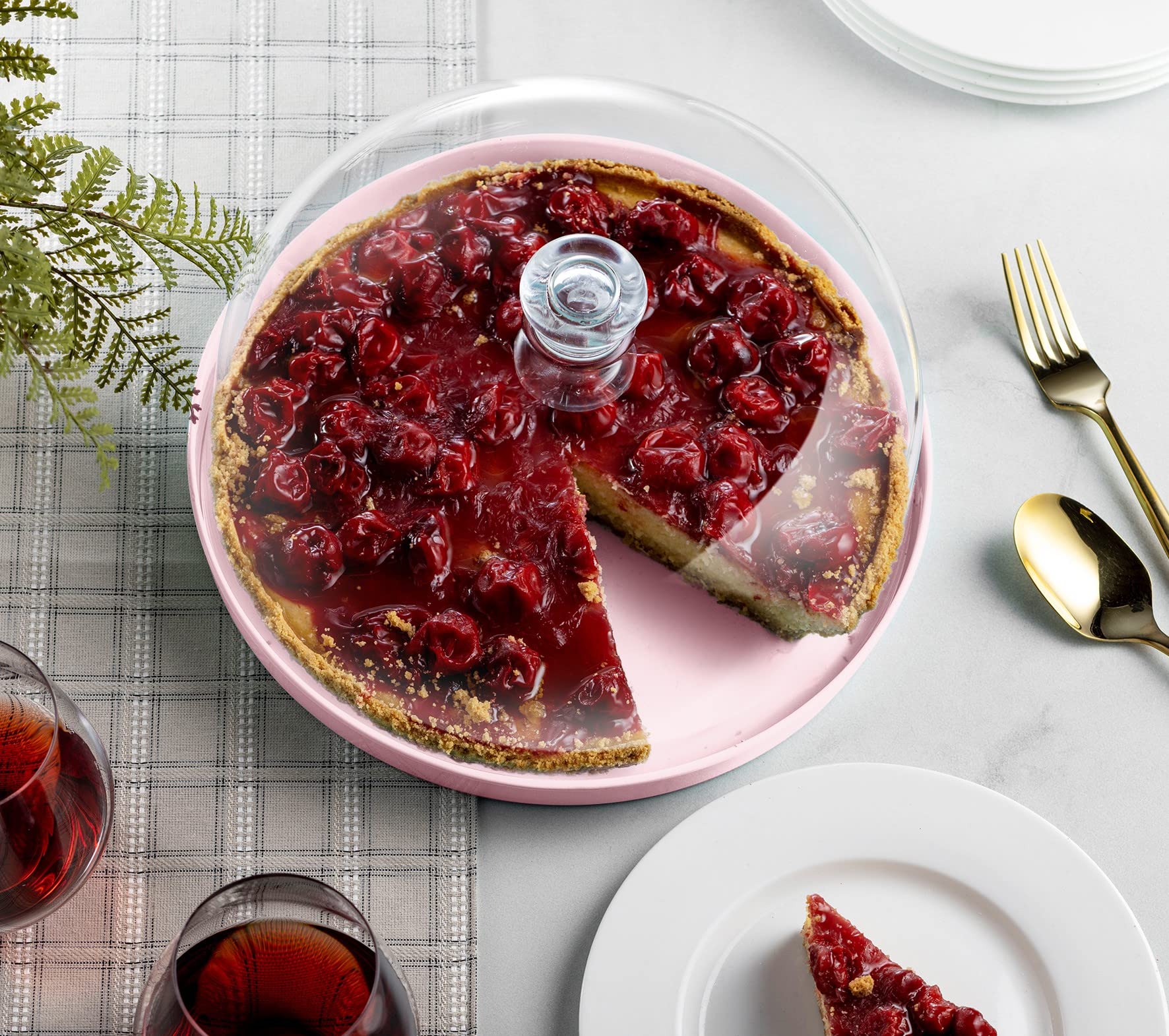 Godinger 11.5-inch cake plate provides a sturdy base for desserts.