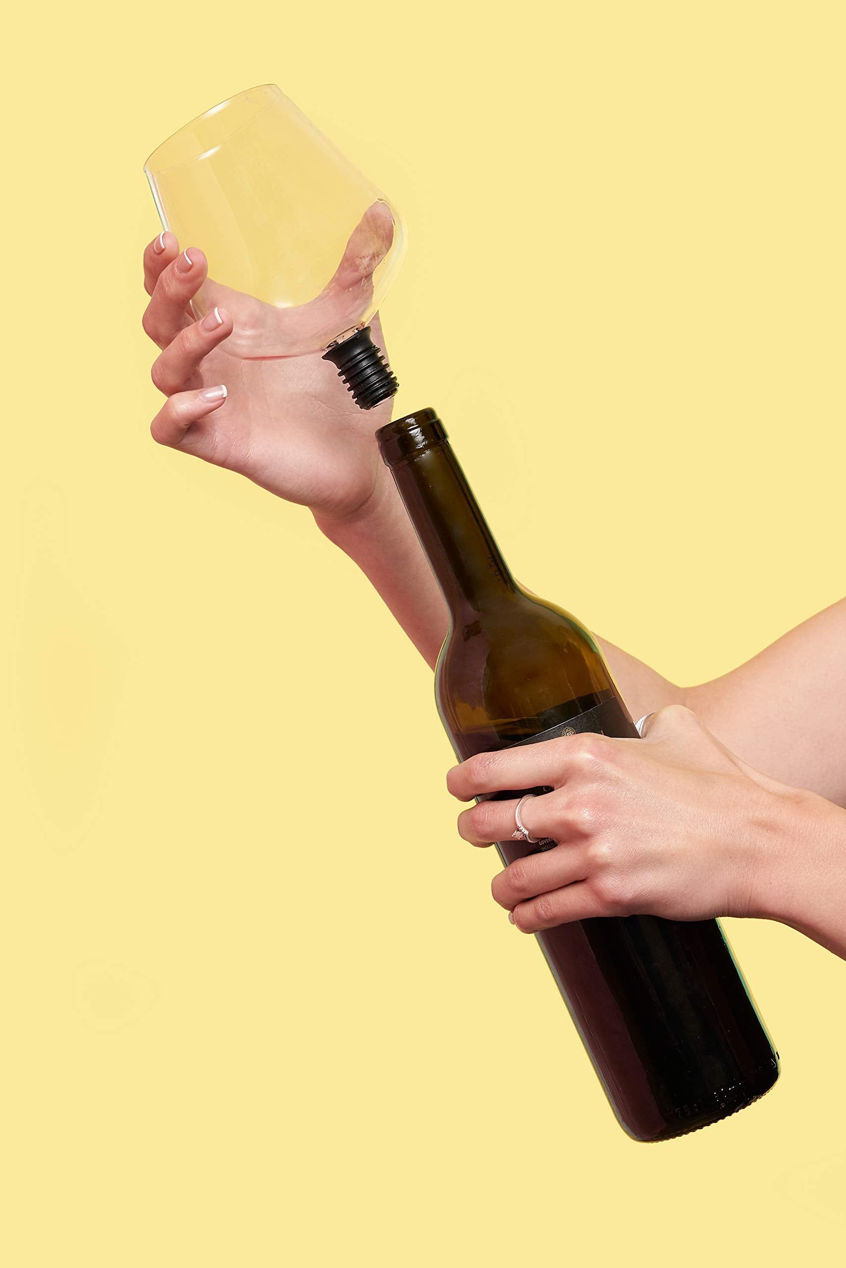 16oz capacity supports casual tastings and relaxed sipping.