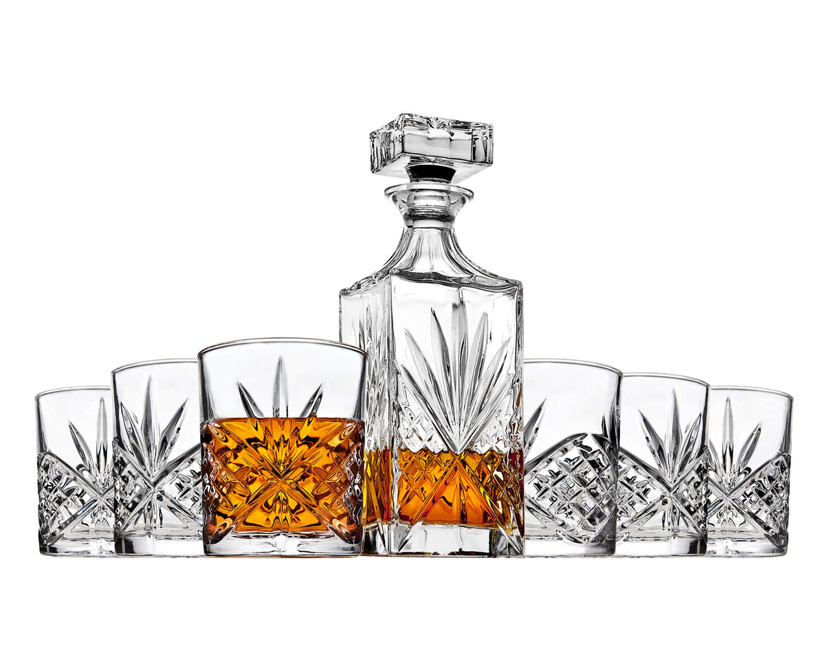 Godinger Dublin Crystal Decanter for refined pours