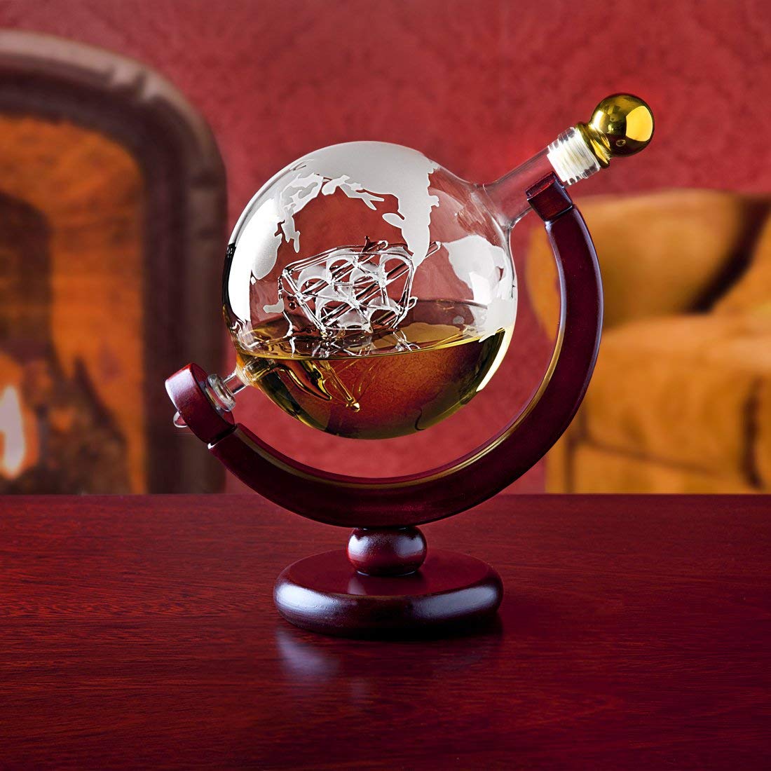 Elegant gift for men or dads; classic barware for hosting.