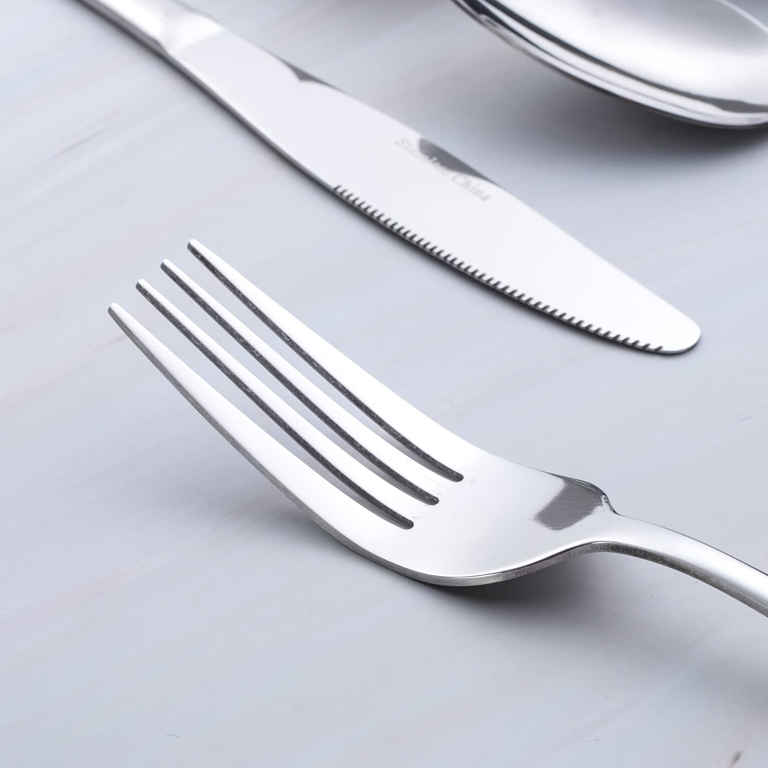 GoGeiLi care tips help keep durable flatware-looking and lasting longer.