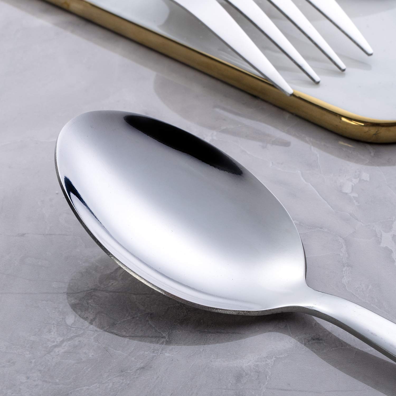 GoGeiLi dishwasher-safe serving set for easy cleanup after meals