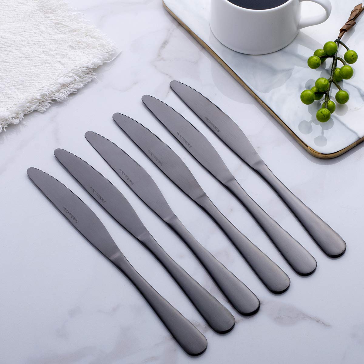 GoGeiLi flatware in matte black steel for contemporary kitchen aesthetics