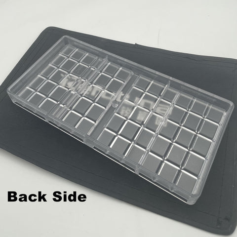 Goldbaking freezer-safe polycarbonate ensures safe storage and quick chill.