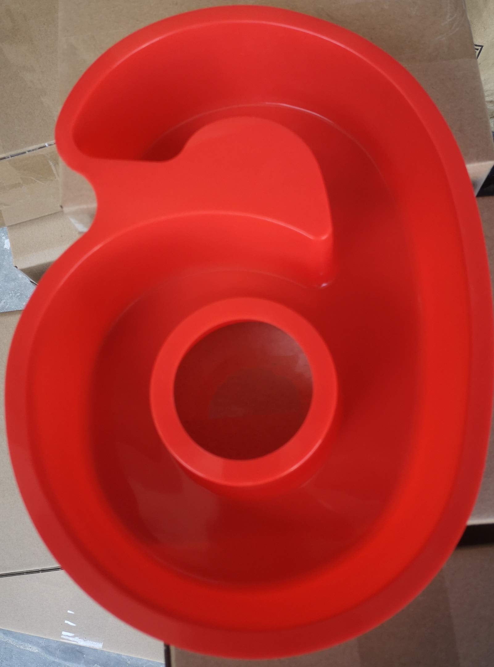 Goldbaking oven-safe number moulds compatible with baking, microwaving, and freezing.
