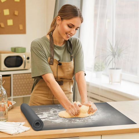 Goldeer dishwasher-safe silicone mat easy to clean and reuse.