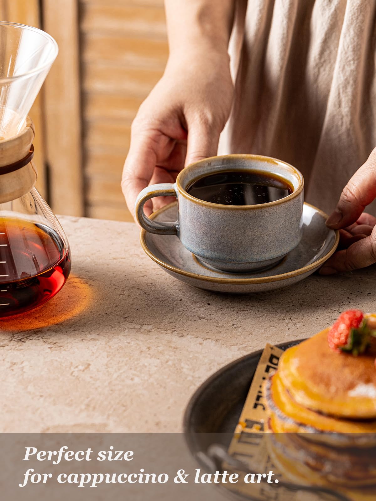 Gomakren dishwasher-safe cups with gleaming porcelain surface