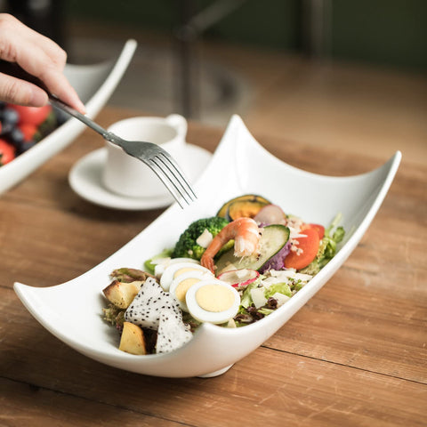 Gomakren easy-clean porcelain ware for everyday meals