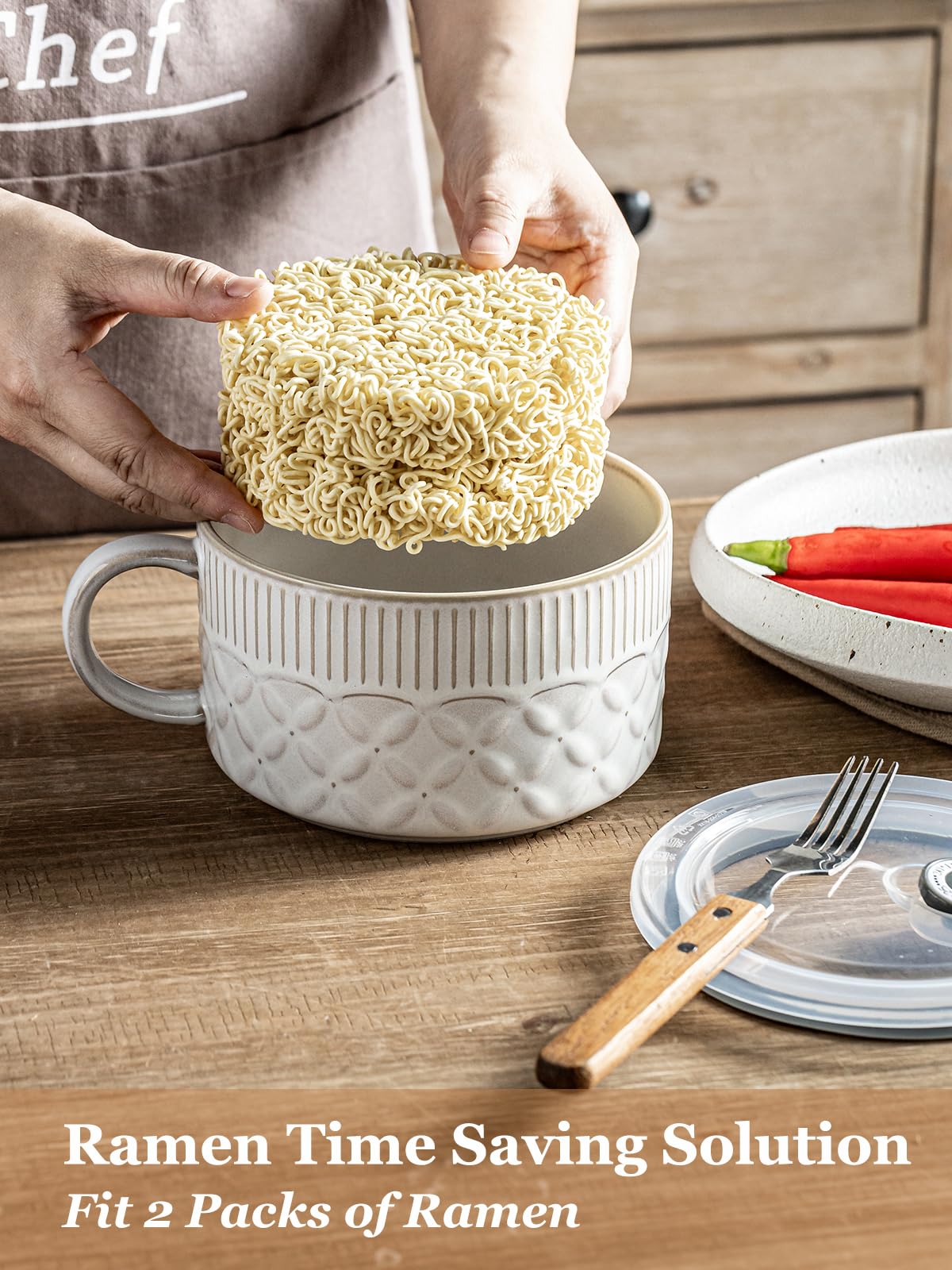 Gomakren ergonomic handle provides comfortable one-handed grip for easy sipping.